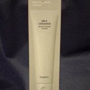 Milk Ceramide Moisturizing Cream - White